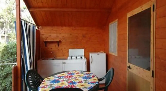 Villaggio Pineta al Mare - Campground, Book Campingplads 3-stjernede hoteller i Specchiolla, 3*