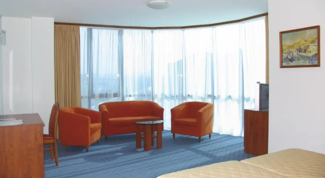 Апартаменты Hotel Latinka