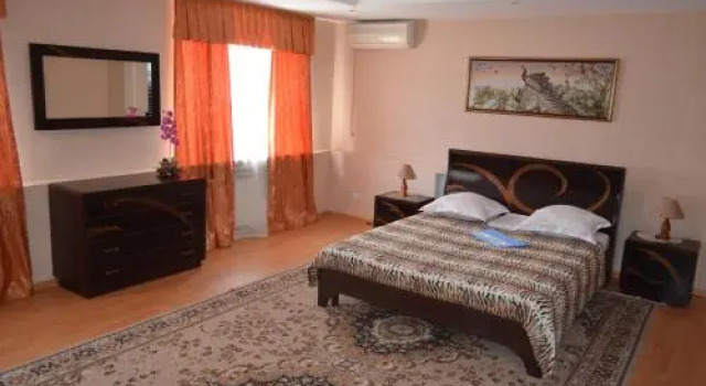 Hotel Na Promishlenoy