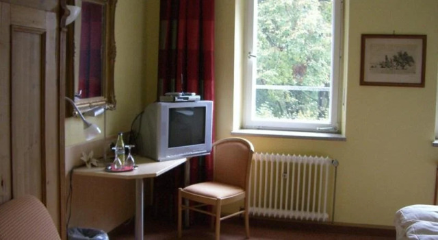 Berggasthof Ludwigshöhe, Varaa Hotelli Hotellit Baijeri pysäköinnillä, Pysäköinti