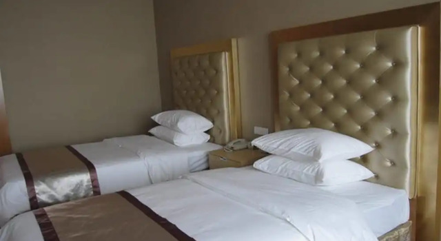 Номер Standard Glarun Jinling Hotel