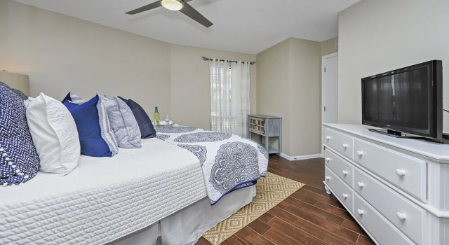 Edgewater Tower 2-105 - 1393775, Book Hotel Panama City Beach Panhandle Florida
