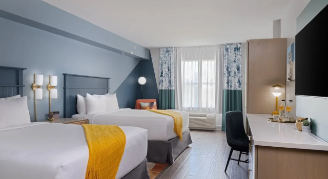 Четырёхместный номер Premium voco Sarasota by IHG