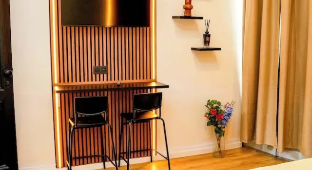 Comfy 5BR Apartment in Heart of Ghent