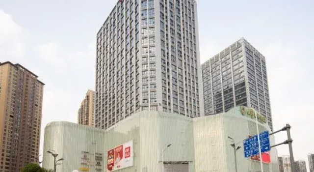 Kunming Tengyun Hotel (Xinying New City Shizha Subway Station), Rezerwuj Hotel Hotele w Kunming z parkingiem, Parking
