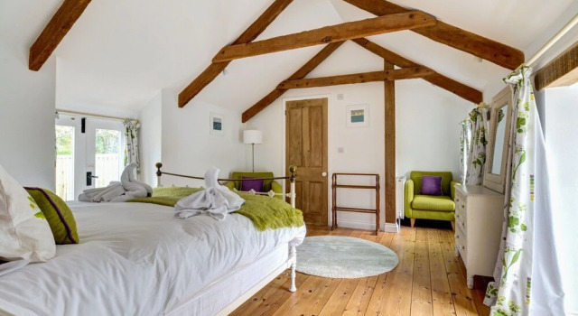 Bright, Spacious Holiday Home in Cornwall With a Garden and a Wood-burning Stove