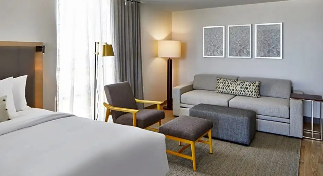 Люкс с балконом и oceanfront SpringHill Suites by Marriott Jacksonville Beach Oceanfront