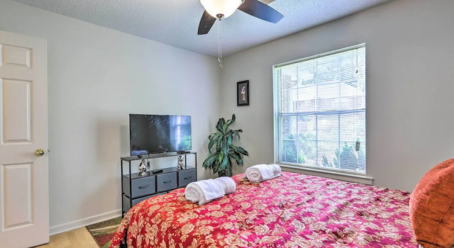 Charming Stockbridge Home: 23 Mi to Atlanta!, Prenota Hotel Stockbridge Georgia