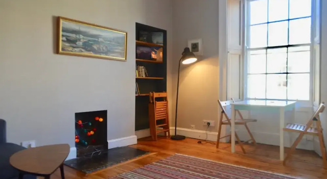 1 Bedroom Flat Near Princes St Sleeps 4, Забронировать Апартаменты/квартира Апартаменты Эдинбурга, рядом с St George's West Church, Апартаменты/квартира