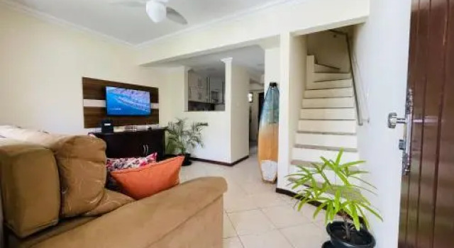Praia Do Sol Triplex Beach House