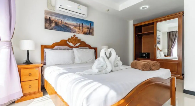 Семейные апартаменты с балконом MBC Mai Khao Beach Condotel LUXURY APARTMENTs