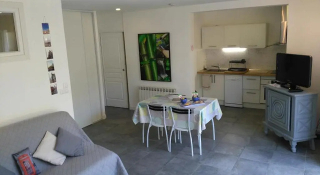 Апартаменты appartement 50 m2/quartier calme /5 mn de la plage