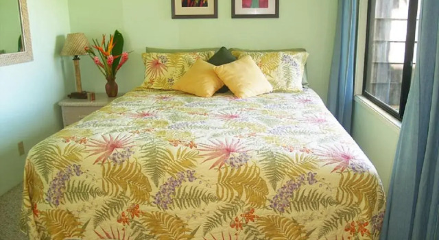Sealodge J1-ground floor with oceanfront views, king bed, pool & more, Забронировать Отель Отели Принсвилл с бассейном, рядом с Anini Beach, Бассейн