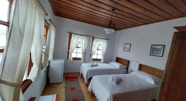 Двухместный номер Standard Guest House J.Prifti