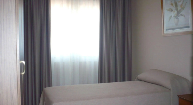 Pensión Bos, Book Hotel  