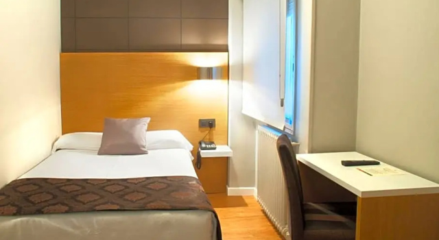 Одноместный номер Standard Hotel Universal