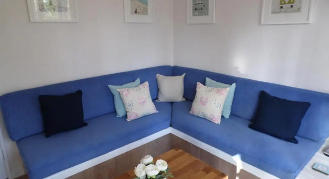 Bungalou Seaside Bungalow