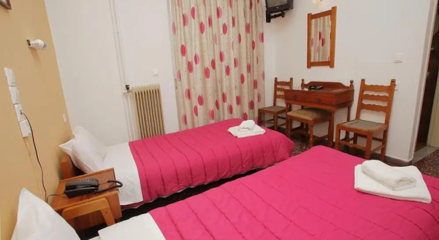 Двухместный номер Standard с балконом Evans Hotel
