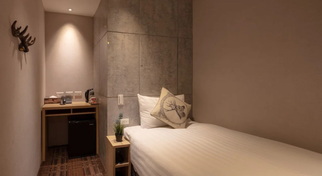 Одноместный номер Standard Roaders Hotel Zhonghua