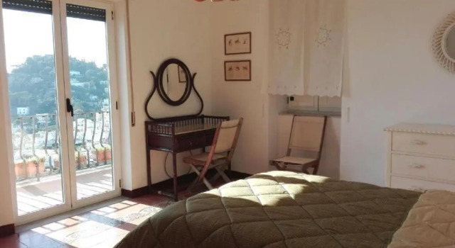 Sunshine Apartment, Book Apartment Capri Capri Island