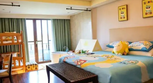 Семейный номер Standard с видом на озеро New Century Resort Jiu Long Lake Ningbo