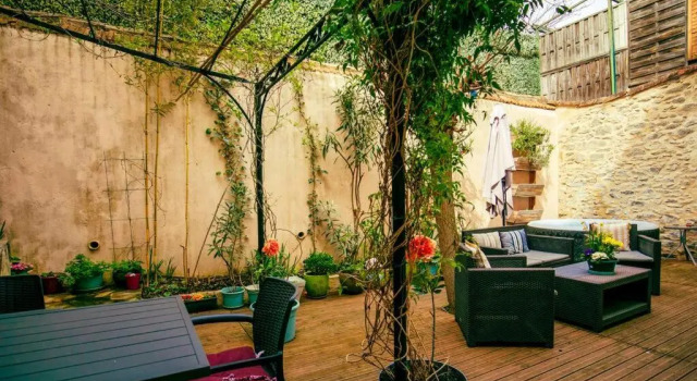 Vila Patio Valros