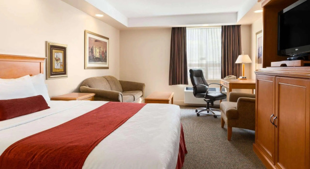 Двухместный номер Travelodge by Wyndham Spruce Grove