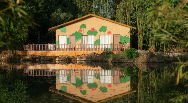 Yangshuo Lotus Pond Night Villa