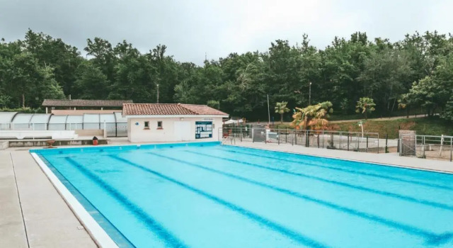H des Lacs 3p 4 pers, Забронировать Курортный отель Монклар-де-Керси Tarn-et-Garonne, рядом с База отдыха «Три озера»
