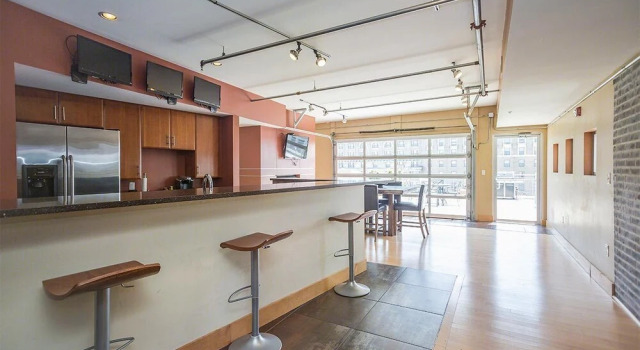 Apartments at 1209 Washington Ave, Забронировать Апартаменты/квартира Апартаменты Сент-Луис, рядом с Здание Wainwright, Апартаменты/квартира