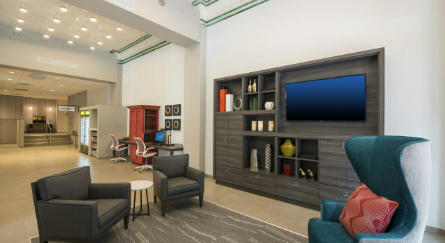 Home2 Suites by Hilton Indianapolis Downtown