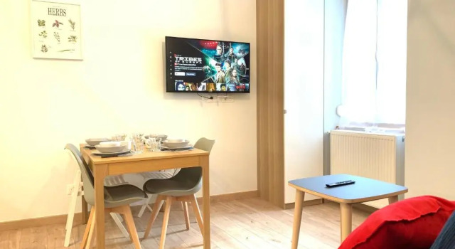 Апартаменты с видом на сад Appart'Village Le Creusot