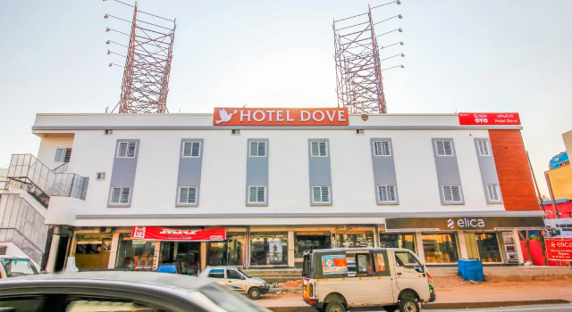 OYO 23323 Hotel Dove, Rezerwuj Hotel Hajdarabad 