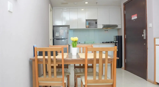 Homey And Cozy Stay 2Br At Casa Grande Apartment, Забронировать Апартаменты/квартира Апартаменты Джакарты, рядом с Торговый центр Epicentrum Walk, Апартаменты/квартира