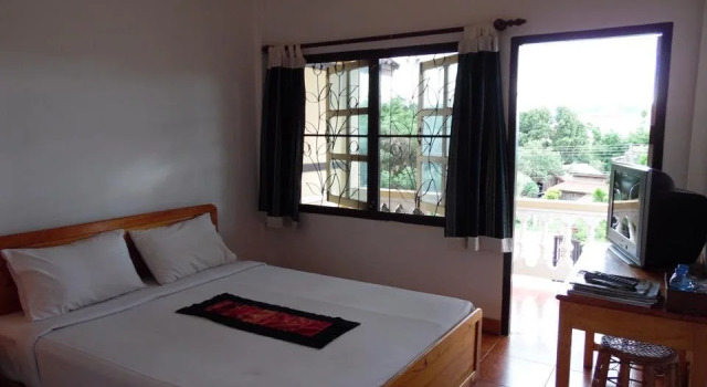 The Hillside Residence, Book Hotel Phonsavan Xieng Khouang