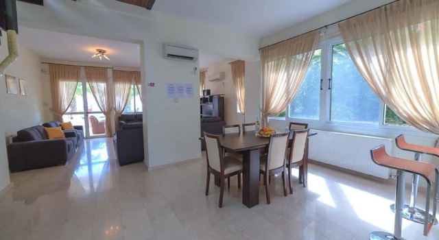 Sunrise Beach Villas II, Boek Hotel Peyia Paphos
