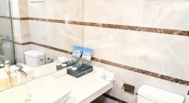 Lanzhou 26 Degree Hotel (RT-Mart Wanda Plaza), Book Hotel Lanzhou Gansu
