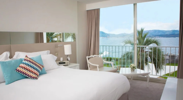 Двухместный номер Classic с видом на море Sofitel Golfe dAjaccio Thalassa Sea & Spa