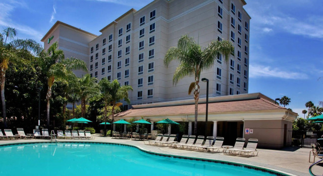 Sonesta Anaheim Resort Area, Забронировать Курортный отель Отели Анахайм с бассейном, рядом с Business Expo Center, Бассейн