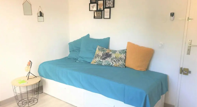 Studio Saint-Denis, Забронировать Отель Монпелье Hérault, рядом с Торговая палата Hôtel Saint-Côme