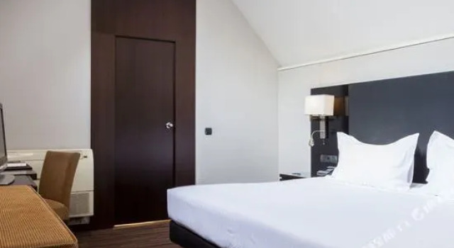 Двухместный люкс AC Hotel Ciudad de Sevilla by Marriott