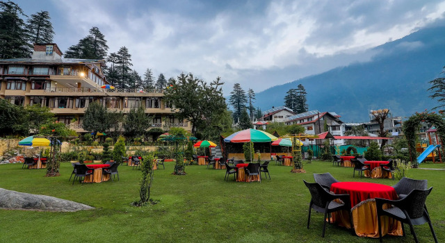 Номер Standard Snow Valley Resorts & Spa Manali