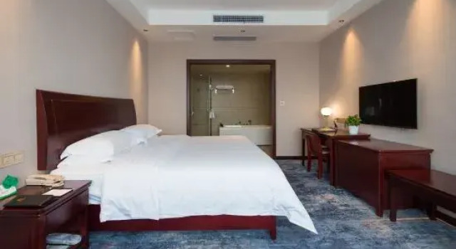 Люкс Executive Huayun Hotel