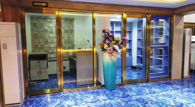 Royal Continental Hotels and Apartment