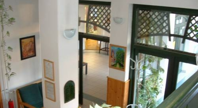 Szlovk Panzi, Reservar Hotel Bekescsaba 