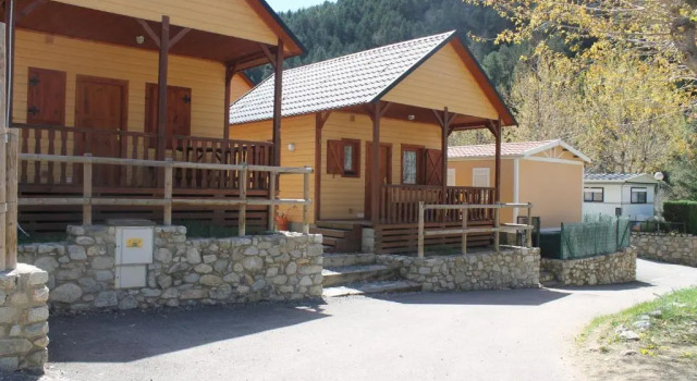 Бунгало с красивым видом из окна Bungalows Pont dArdaix