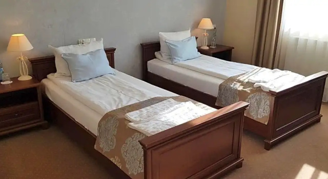 Confero, Prenota Hotel Nysa Opolskie