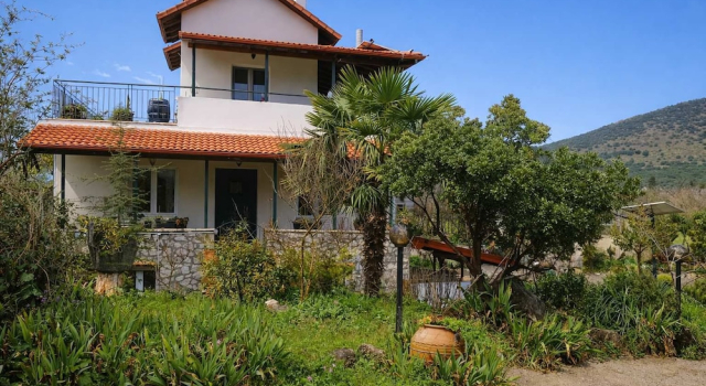 Villa Dorothy - Mountain View Retreat Polydrosos