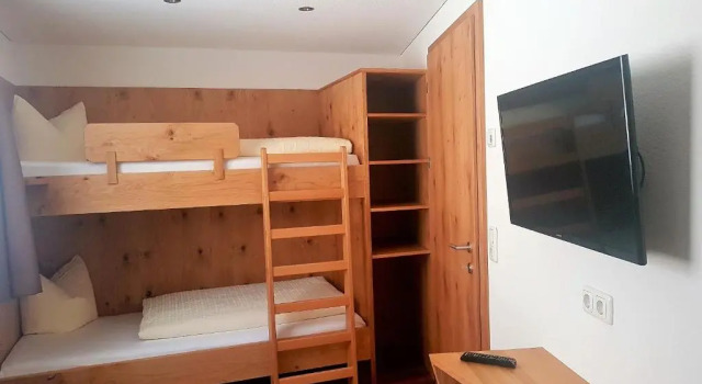 Апартаменты Hotel Garni Krumbach