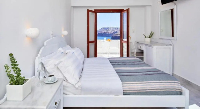 Номер Standard с балконом и с видом на море Santorini View